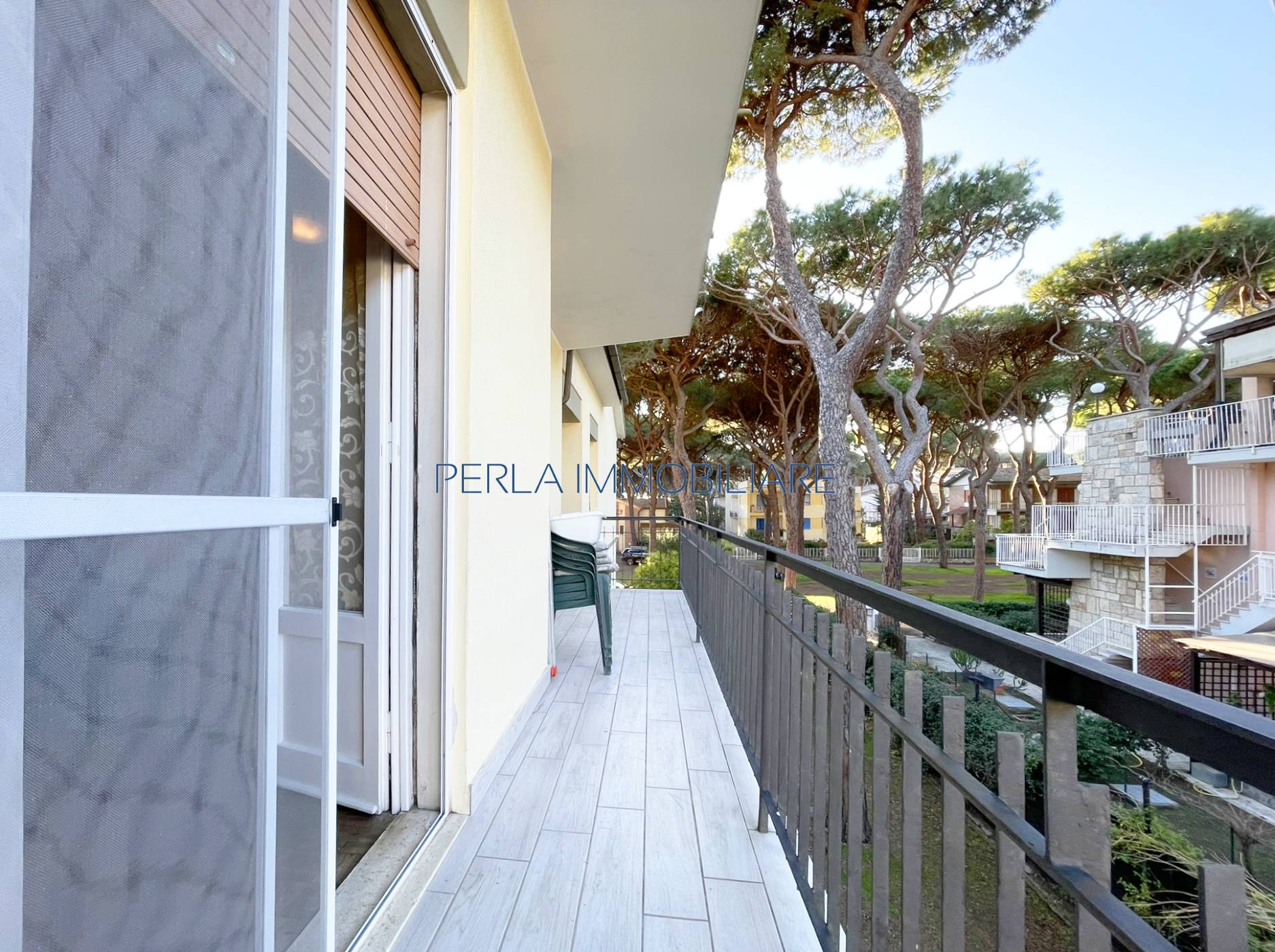 MARINA DI GROSSETO - 4 vani al primo piano con terrazzo. Euro 230.000