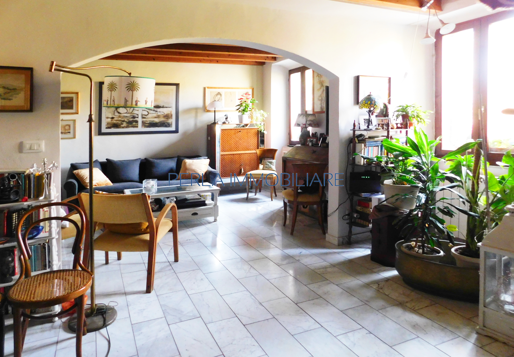 CENTRO STORICO - 4 vani ristrutturato. Euro 255.000