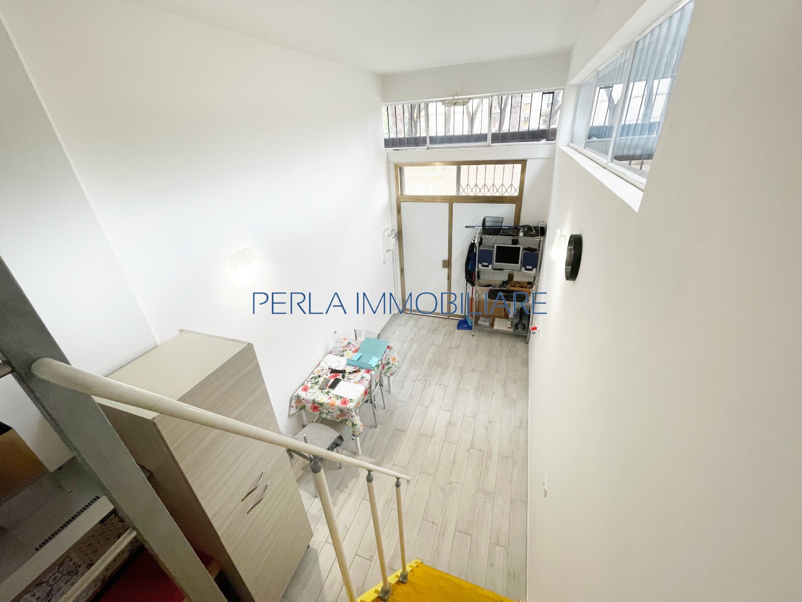 ZONA REGIONI - locale commerciale piano terra. Euro 55.000