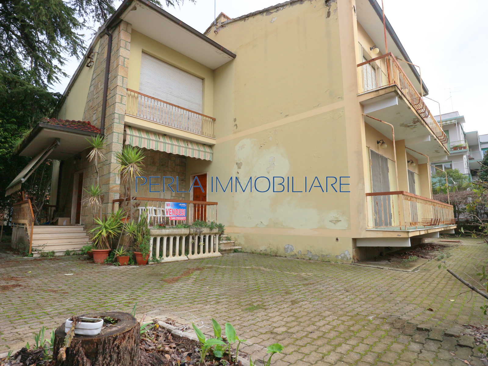 ZONA REGIONI - Villa unifamiliare. Euro 600.000